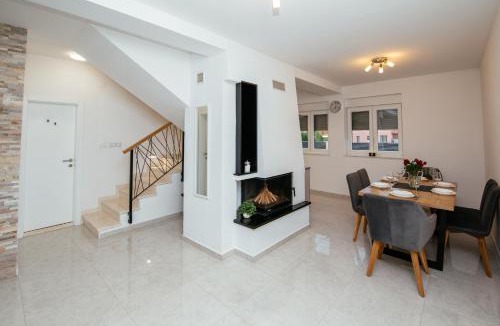 Oklaj Villa | Family house Moja jube