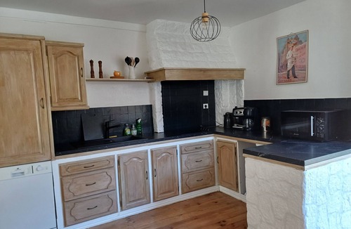 Campan House | Family house sleeps 10, ski touring