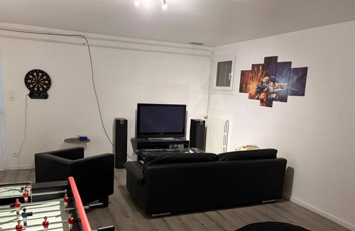 Eybens House | Family house with pool