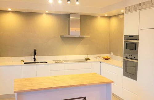 Llanca Villa | Family house with private pool, pets allowed, near the beach in Llançà