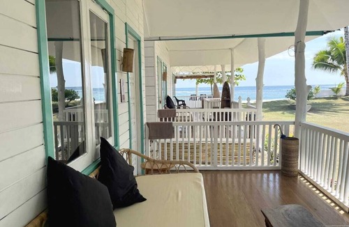 Katiet House | Family Chalet 80m square oceanfront bungalow