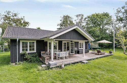 Hundested House | Family idyll near Kikhavn beach