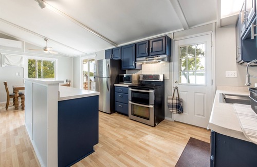 Kensington Cabin | Family Lake Cabin Last Summer Weeks Available!