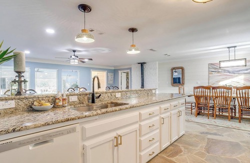 Gordon House | Family Lake Front Living