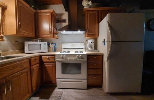 Camdenton House | Family Lakefront, Great View, Big Yard & dock, Kayaks, Patio, firepit, Fish Swim