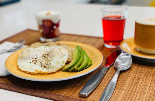 Downtown Sacramento Bed & Breakfast | Family Laundry & Spa