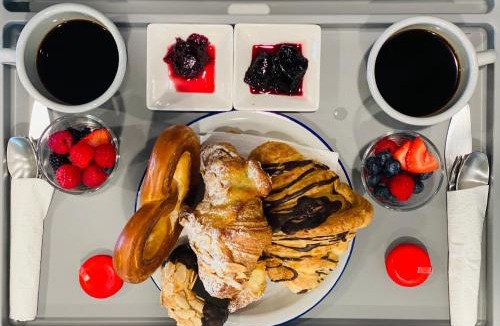 Downtown Sacramento Bed & Breakfast | Family Laundry & Spa