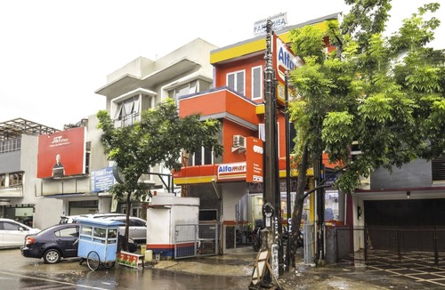 Bandung House | Family Luxury Suite W/Free WiFi and Parking