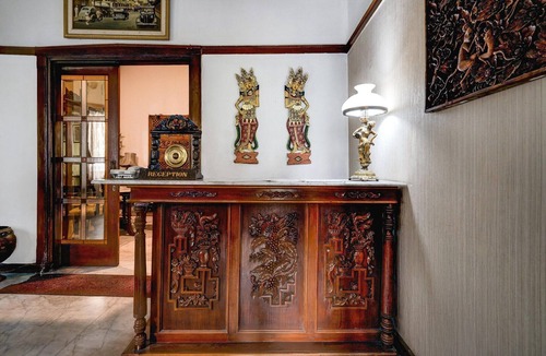 Bandung House | Family Luxury Suite W/Free WiFi and Parking