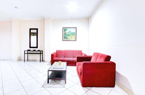 Semarang House | Family Luxury Suite W/Free WiFi and Parking