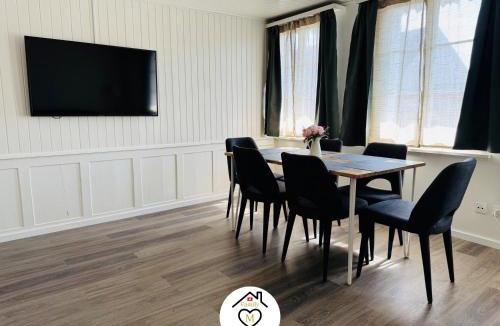 Sempach Apartment | Family M Apartments 16-17-18