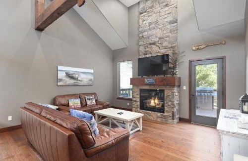 Hollister House | FAMILY makes this HOUSE a HOME with 7 Kings & Hot Tub