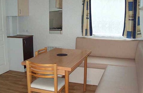 Vaire House | Family Mobile Home with Terrace for 6 Guests