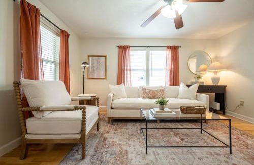 Greenwood House | Family Neighborhood - Full Yard - Parking