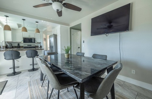 Moreno Valley House | Family Oasis: Pool & Spa!
