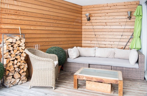 Grisons Apartment | Family oasis with garden and fireplace