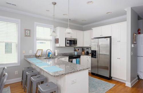 Wilmington Beach Villa | Family Ocean-View Retreat 4BR/3BA, Like Home!