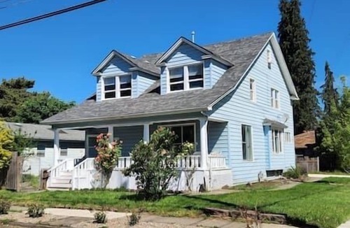 Newberg House | Family/Pet Friendly Craftsman