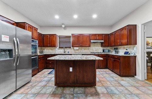 Rowlett House | Family + Pet Friendly Pool Stay