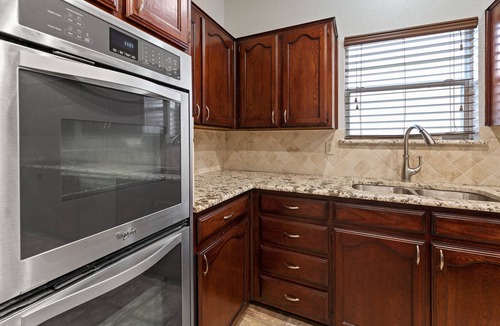 Rowlett House | Family + Pet Friendly Pool Stay