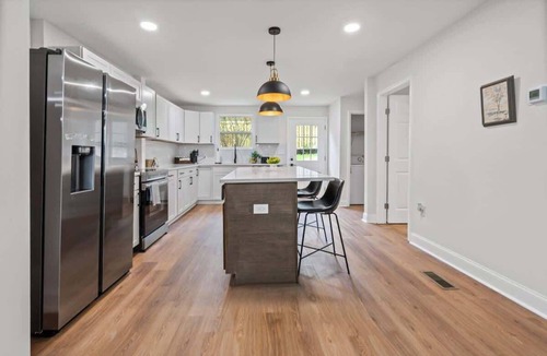 Concord House | Family/Pet Friendly - Professional Design