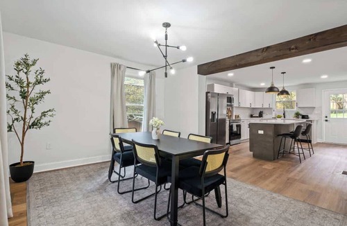 Concord House | Family/Pet Friendly - Professional Design
