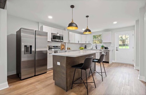 Concord House | Family/Pet Friendly - Professional Design