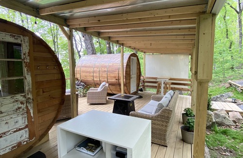 Lupton City Cabin | Family & Pet Friendly Treehouse Glam-Camp with Amazing Views!