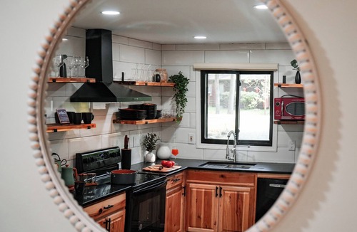 East Stroudsburg Ski Chalet | Family Pocono Retreat Stream Pool Firepit AC WiFi