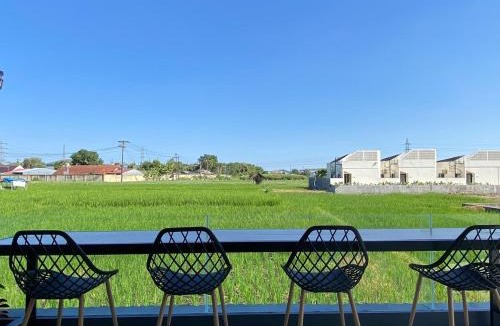 Sewon Villa | Family Private Pool Villa view sawah