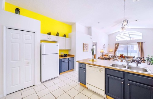 Solana House | Family Resort Home w Pool BBQ Game Room