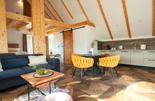 Rastovaca House | Family Resort Plitvice Lakes- Mountain view (Luka)