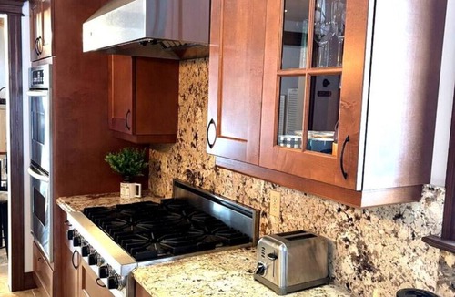 Dunchurch Cottage | Family Retreat | 4BR, Beach, Huge Dock, Firepit