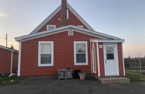 Northwest Cove House | Family Retreat at Ocean Front Get-Away