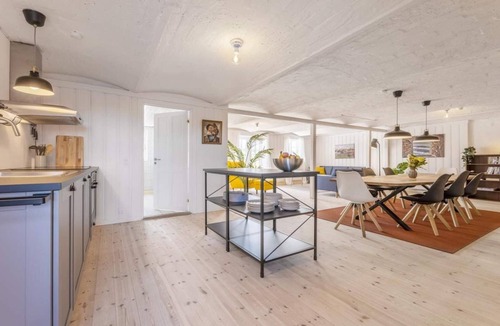 Lonstrup House | Family Retreat by the Sea