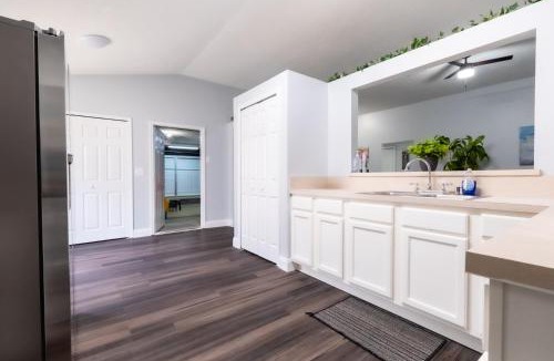 Westside House | Family Retreat Near NAS JAX and Orang Park Mall with Gameroom