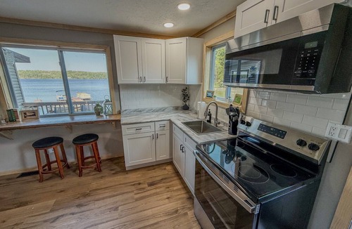 Hammond Cabin | Family Retreat- Newly Renovated!