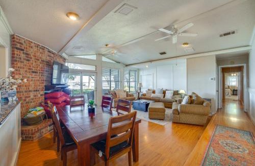 Cedar Creek Reservoir House | Family Retreat on Cedar Creek Lake! Dock & Views