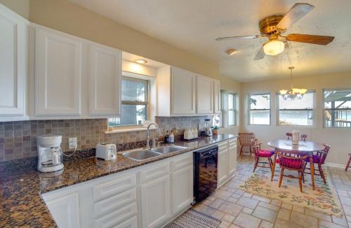 Cedar Creek Reservoir House | Family Retreat on Cedar Creek Lake! Dock & Views