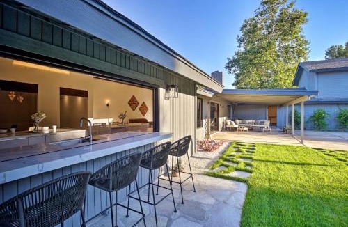 Valley Center House | Family Retreat - Private Tennis Court & Game Room