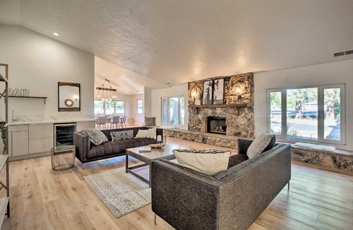 Valley Center House | Family Retreat - Private Tennis Court & Game Room