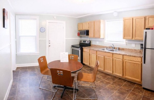 Rochester House | Family Retreat: Sleeps 16+ Near U of R