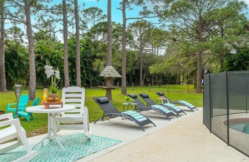 Palm Beach Country Estates Villa | Family Retreat Firepit Htd Pool Massive Yard Sleeps 12