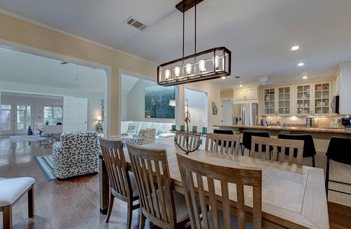 Saint Simons Island House | Family Retreat in Sea Palms Golf Resort with Hottub + 5 bikes, Pet Friendly