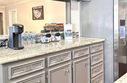 Cloverleaf House | Family Retreat w Pool Sleeps 8