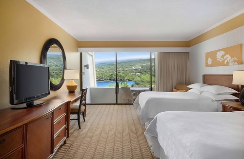 Keauhou Hotel | Family Reunion! 3 Modish Units, Oceanfront, 2 Pools, Restaurant!