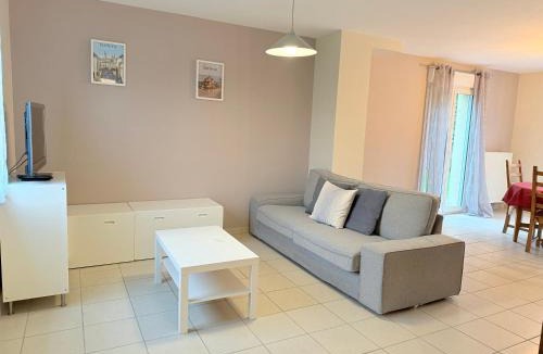 Vaucelles House | Family's Home