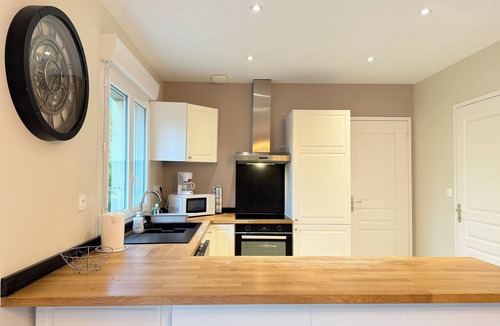 Vaucelles House | Family's Home