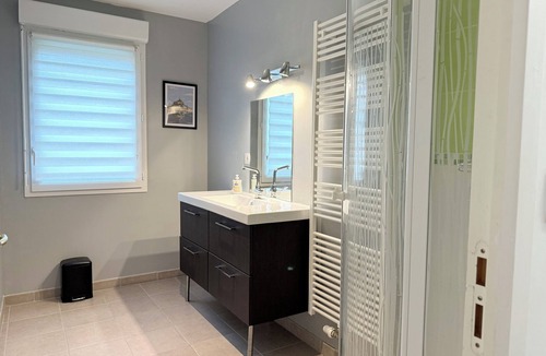 Vaucelles House | Family's Home