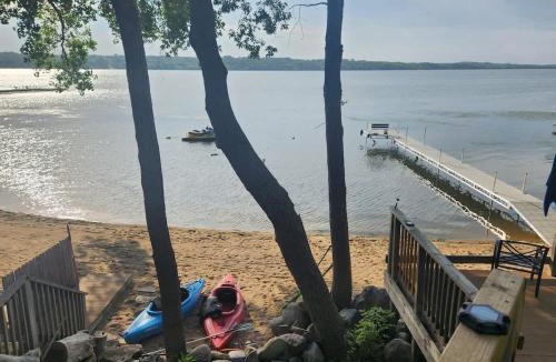 Ortonville House | Family Shoreline Hideaway
